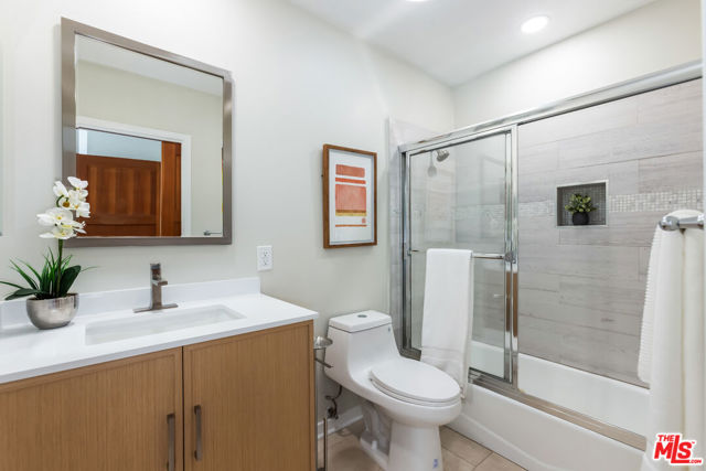 Drew Fenton | 509 Wynola Street Pacific Palisades CA | MLS: 7365865 Drew Fenton | 509 Wynola Street Pacific Palisades CA | MLS: 7365865