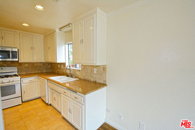 3630 2nd Avenue photo 15