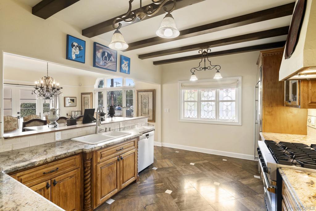 MLS #250043762SD image #9