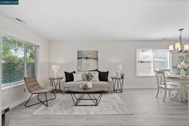 1050 Mohr Ln, Concord CA: https://media.crmls.org/mediaz/feb867a1-28dc-40c1-8259-1f5b32bf2d97.jpg