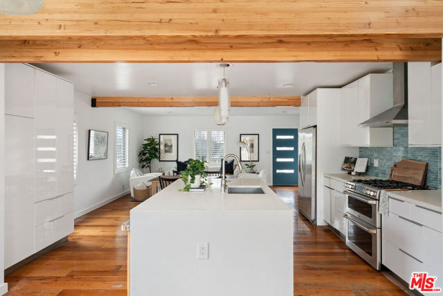 2409 Spurgeon Avenue, Redondo Beach, California 90278, 3 Bedrooms Bedrooms, ,2 BathroomsBathrooms,Residential,Sold,Spurgeon,25544111 2409 Spurgeon Avenue, Redondo Beach, California 90278, 3 Bedrooms Bedrooms, ,2 BathroomsBathrooms,Residential,Sold,Spurgeon,25544111