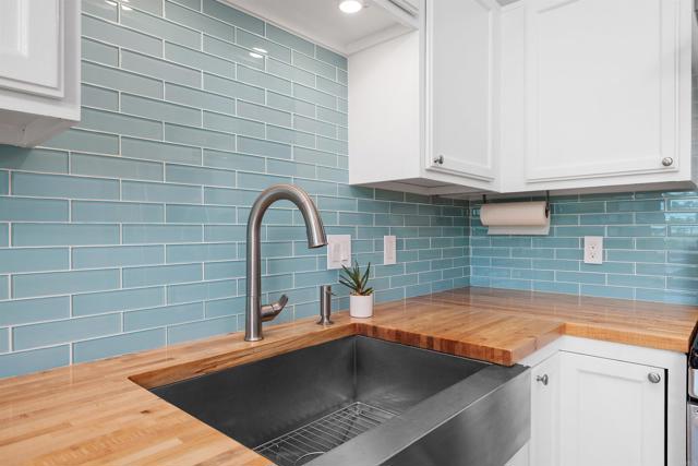 Detail Gallery Image 18 of 47 For 880 Home Ave #G,  Carlsbad,  CA 92008 - 3 Beds | 2/1 Baths