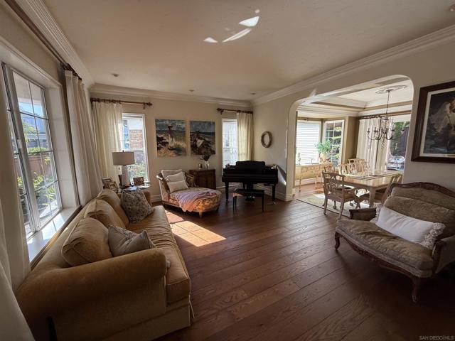 3424 CAMINO ALEGRE, Carlsbad CA: https://media.crmls.org/mediaz/feba0bd2-56b6-4ea3-b366-8d7b72a7af20.jpg