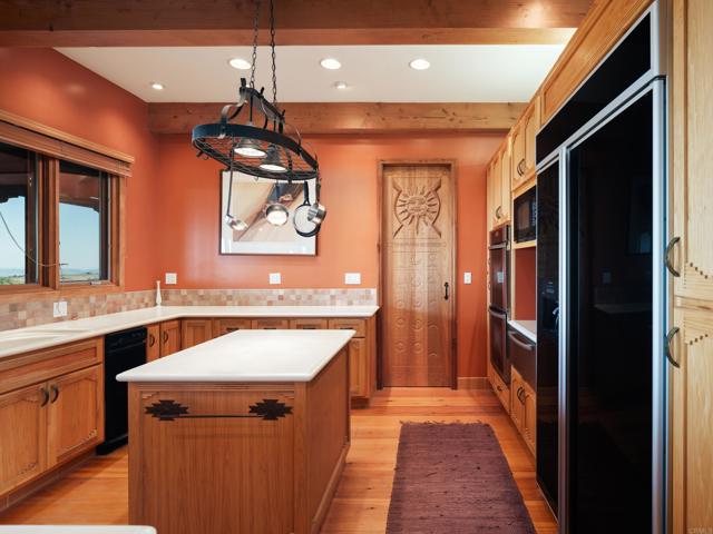 Image 8 of 30 For 41565 Avenida La Cresta