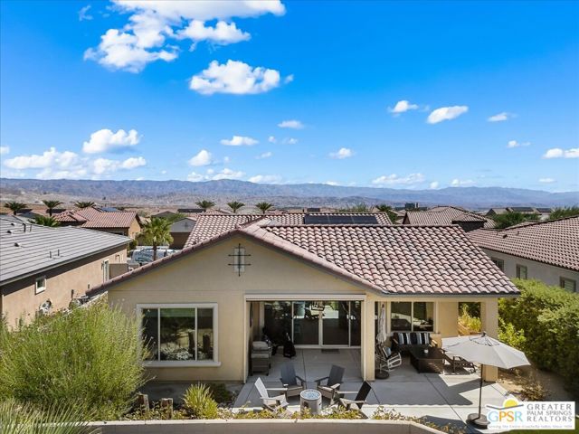 17 Cork Tree, Rancho Mirage CA: https://media.crmls.org/mediaz/febadf02-f54e-43c9-9dc1-1e4c07e81c19.jpg
