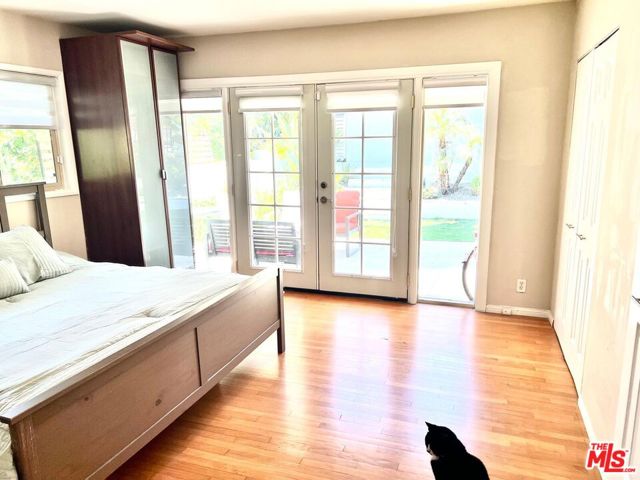 4340 Sepulveda Boulevard, Sherman Oaks CA: https://media.crmls.org/mediaz/febb853b-8241-4c84-8a2c-bb3f578fd6d3.jpg