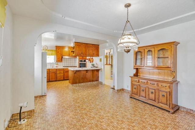 93 Alexander Court, San Jose CA: https://media.crmls.org/mediaz/febc19a7-6d20-4a9e-836e-f3bf7ffaa7a1.jpg
