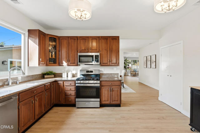 Detail Gallery Image 16 of 76 For 274 W Laurel Ave, Sierra Madre,  CA 91024 - 4 Beds | 3/1 Baths