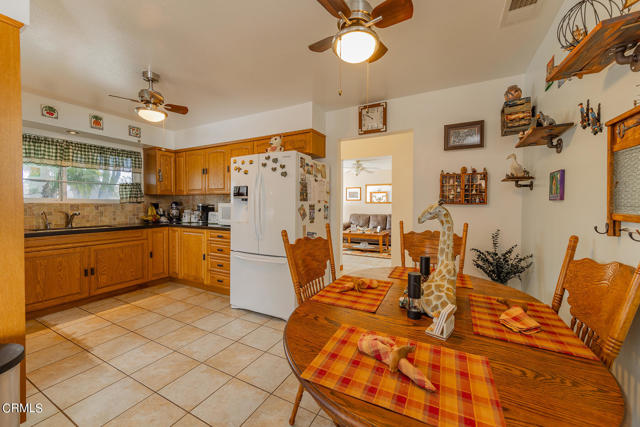 Detail Gallery Image 9 of 25 For 2061 Olga St, Oxnard,  CA 93036 - 3 Beds | 2 Baths