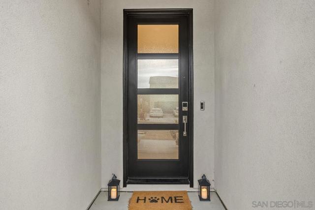 35505 Orchard Trails, Fallbrook CA: https://media.crmls.org/mediaz/febd4c1c-8676-4345-a4c2-06266dc7cb54.jpg