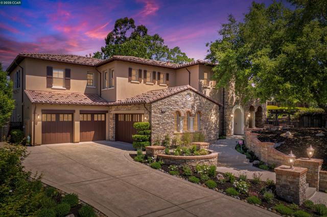 837 O'Brien Place, Danville CA: https://media.crmls.org/mediaz/febe73af-961a-42e9-be4d-28431eaa01cc.jpg