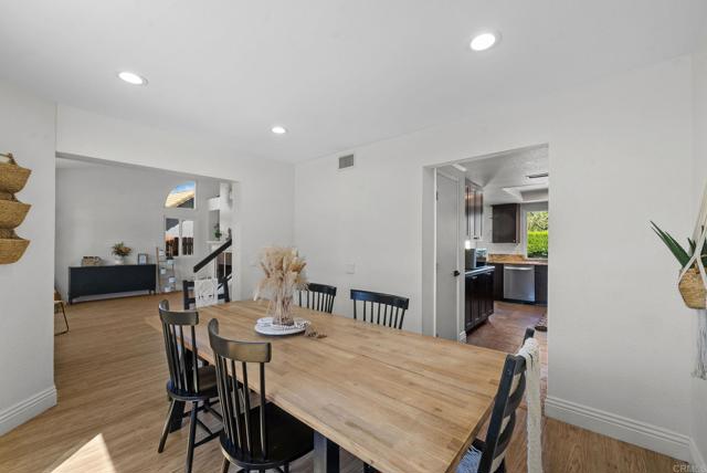 41910 Humber Drive, Temecula CA: https://media.crmls.org/mediaz/febe785c-4431-4261-b621-ef2bb3ec2997.jpg