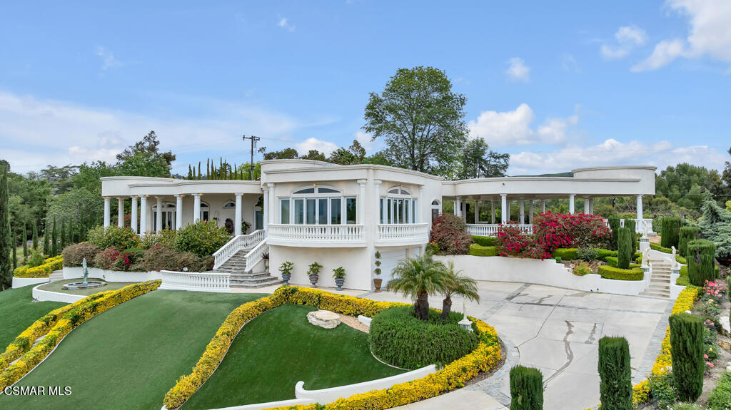 932 Rosario Drive
