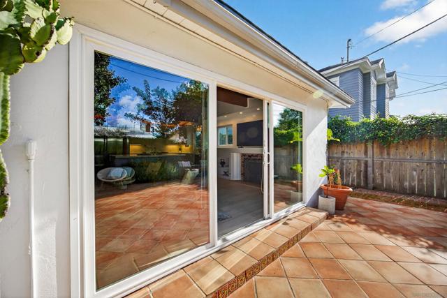 660 Cabrillo Ave, Coronado CA: https://media.crmls.org/mediaz/febf6854-5e41-4ea8-b332-f0e53964afb4.jpg