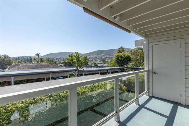 Detail Gallery Image 24 of 73 For 1616 Circa Del Lago #C206,  San Marcos,  CA 92078 - 2 Beds | 2 Baths