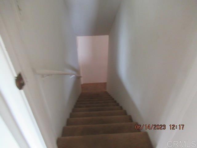 Detail Gallery Image 6 of 18 For 112 Country Club Dr, Chula Vista,  CA 91911 - 4 Beds | 3 Baths