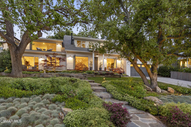 2443 Stafford Road, Lake Sherwood CA: https://media.crmls.org/mediaz/fec130b9-8a1c-4d03-8622-eb226818e732.jpg