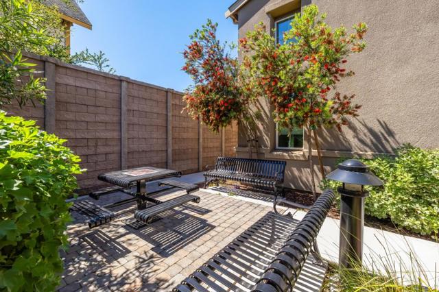 3 Lisbon Lane, Redwood City CA: https://media.crmls.org/mediaz/fec140cb-4afe-41f2-988e-1bbe9f418611.jpg