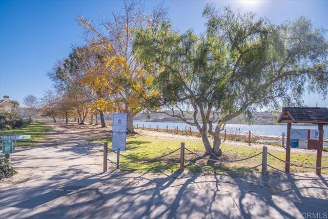 Detail Gallery Image 2 of 49 For 4735 Bryce Circle, Carlsbad,  CA 92008 - 3 Beds | 3 Baths