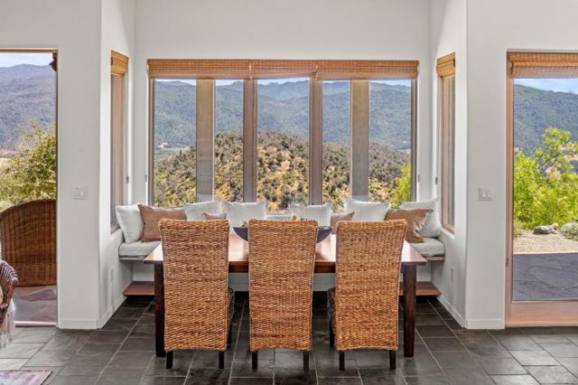 38 Asoleado Drive, Carmel Valley CA: https://media.crmls.org/mediaz/fec1ce81-a503-4671-9562-62f60b85bcd8.jpg