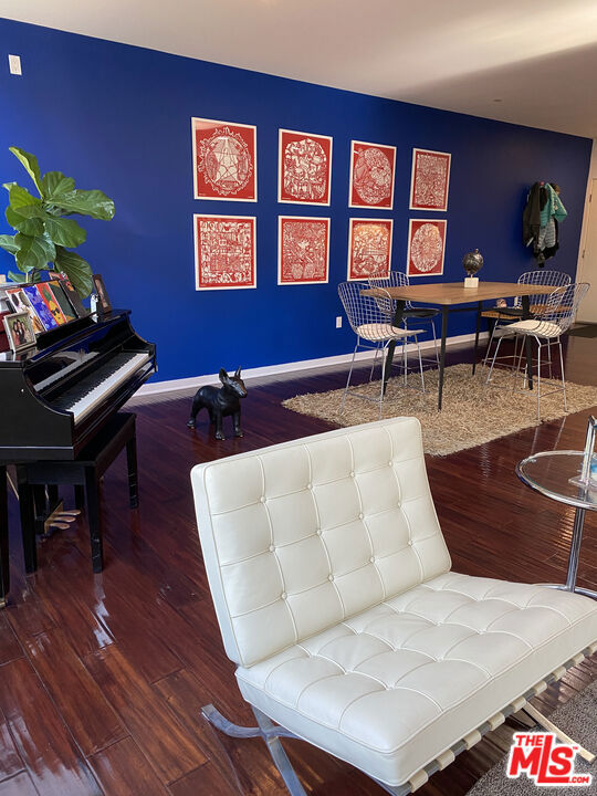 13045 Pacific, Los Angeles CA: https://media.crmls.org/mediaz/fec25db4-54fa-411f-8be1-f86b2e384ad2.jpg