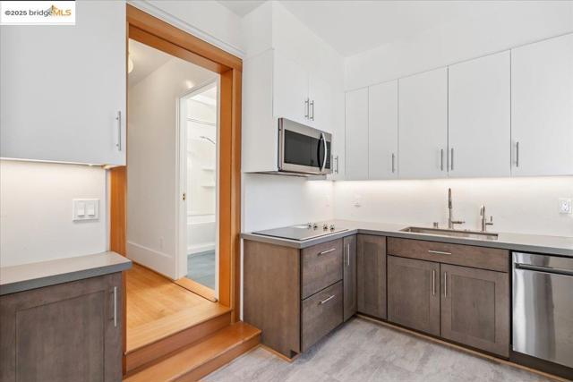 1912 Virginia St, Berkeley CA: https://media.crmls.org/mediaz/fec2c93d-2488-4677-837e-172db8c4d91b.jpg