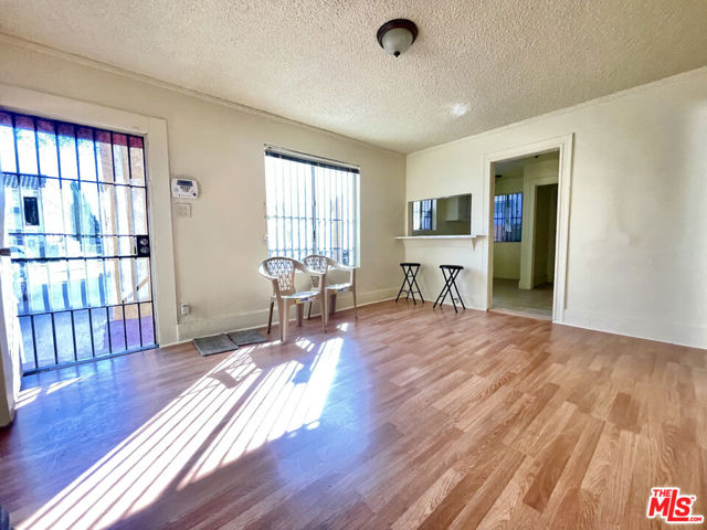 Image 3 for 711 W 54th St, Los Angeles, CA 90037