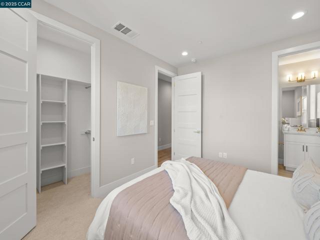 245 Haleena Place, Walnut Creek CA: https://media.crmls.org/mediaz/fec4d2fa-df86-4689-8418-dfd898957efe.jpg