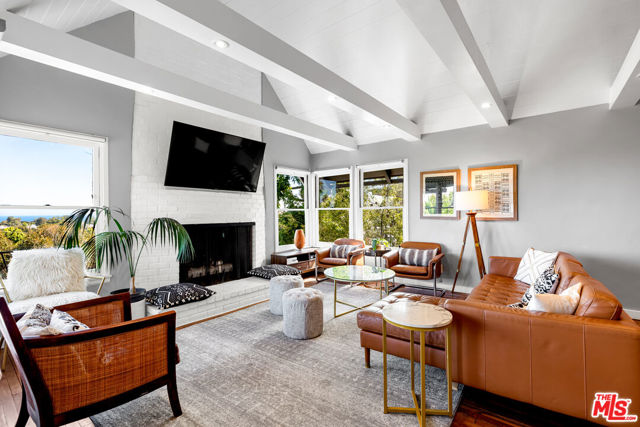 Drew Fenton | 16655 Marquez Terrace Pacific Palisades CA | MLS: 7356953