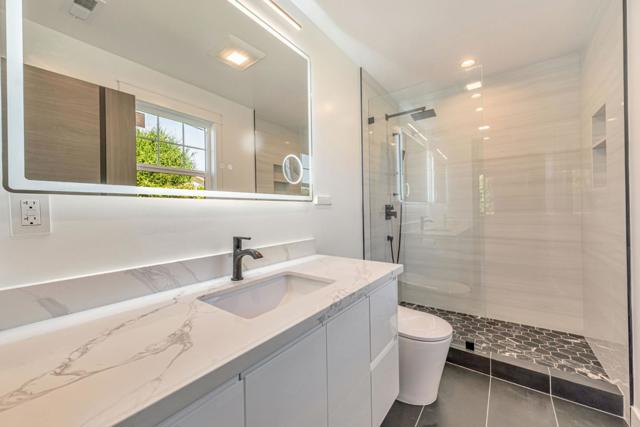 529 Hobart Avenue, San Mateo CA: https://media.crmls.org/mediaz/fec5a791-6854-4b79-8077-59eef30c2fe2.jpg