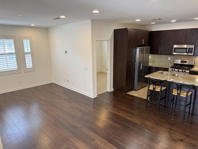 Image 18 of 21 For 2071 Lynx Way