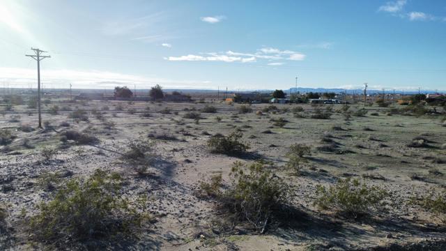 Image 3 of 13 For 1193 Shore Sand Street