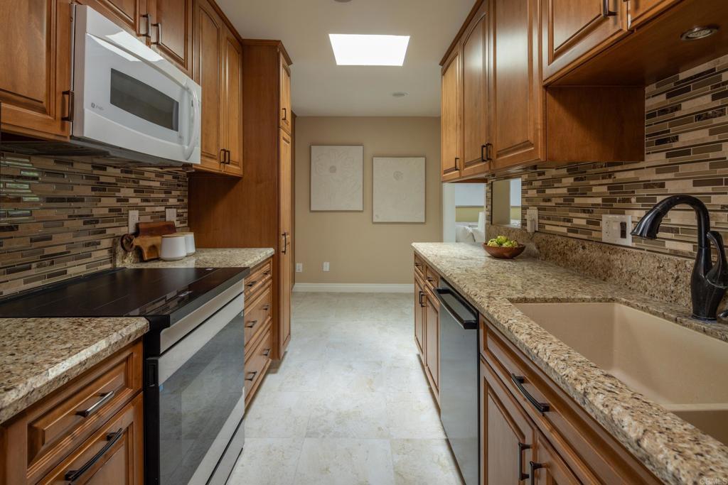 13108 Standish Drive - photo 4