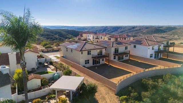 Image 27 of 33 For 11305 Caminito Rodar