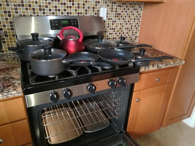 4251 Sturgeon Ct, San Diego CA: https://media.crmls.org/mediaz/fec91dbc-8fa6-476b-b632-c76f59f7a85e.jpg