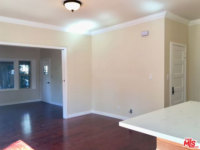 1430 Maltman Avenue, Los Angeles CA: https://media.crmls.org/mediaz/fec97ca2-6938-4c24-814a-0154052ac777.jpg