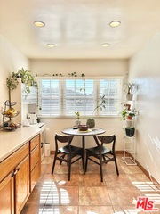 2132 Mcpherson Place, Los Angeles CA: https://media.crmls.org/mediaz/fec9876b-ace7-43bc-a5fb-653684b25103.jpg