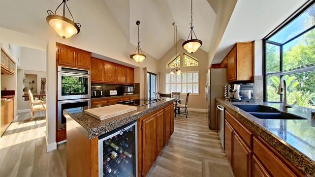 2618 Unicornio Street, Carlsbad CA: https://media.crmls.org/mediaz/fec9e2f7-ec68-4ebf-917c-a3d32b1aa19a.jpg