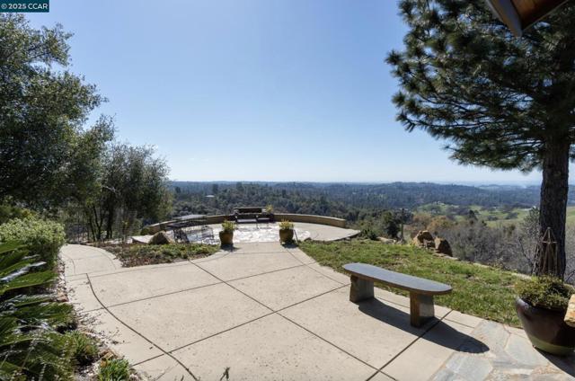 15000 Tyler Road, Fiddletown CA: https://media.crmls.org/mediaz/feca9af8-253e-43e0-a518-cde3055d4f4e.jpg