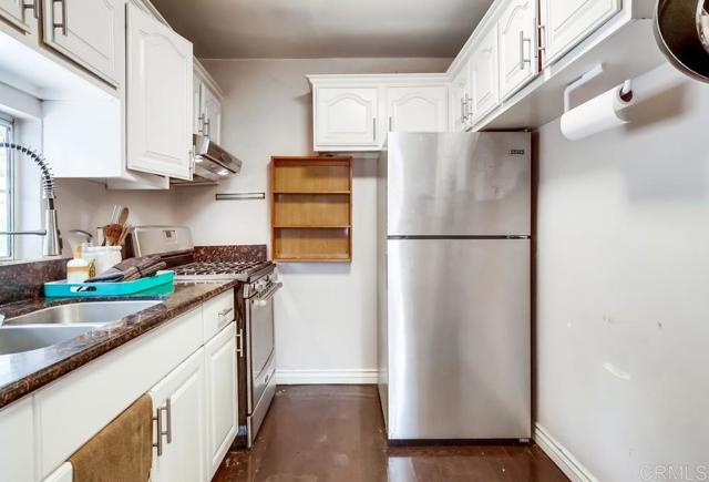 1279 N Hicks Drive, East Los Angeles CA: https://media.crmls.org/mediaz/fecbabce-11c7-4941-85f8-93e339382441.jpg