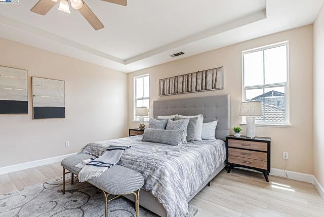 141 Pescara Blvd, Brentwood CA: https://media.crmls.org/mediaz/fecf7d2f-c643-4973-9e3b-c42cd93854a1.jpg