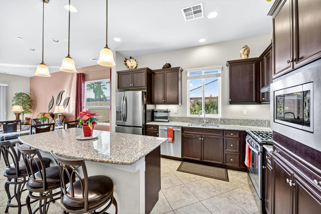 MLS #219138665DA image #4