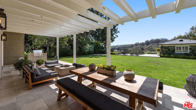 Drew Fenton | 1319 AMALFI Drive Pacific Palisades CA | MLS: 7309642