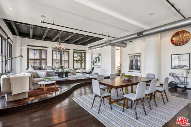 1645 N Vine Street, Los Angeles CA: https://media.crmls.org/mediaz/fed4bbe7-a6b2-48ae-9a1b-48de3ed5e2f4.jpg