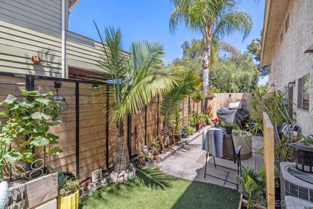 4754 68th St, San Diego CA: https://media.crmls.org/mediaz/fed4be00-d279-401d-98dc-0b8f5c417908.jpg