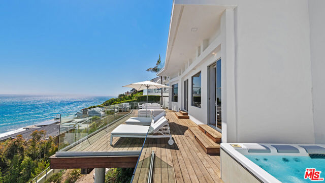 31654 Broad Beach Road, Malibu, California 90265, 4 Bedrooms Bedrooms, ,3 BathroomsBathrooms,Single Family Residence,For Sale,Broad Beach,24423277