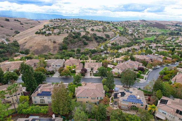 5849 Gleneagles Circle, San Jose CA: https://media.crmls.org/mediaz/fed68bbc-2a30-4326-82bb-4ee98101e8ac.jpg
