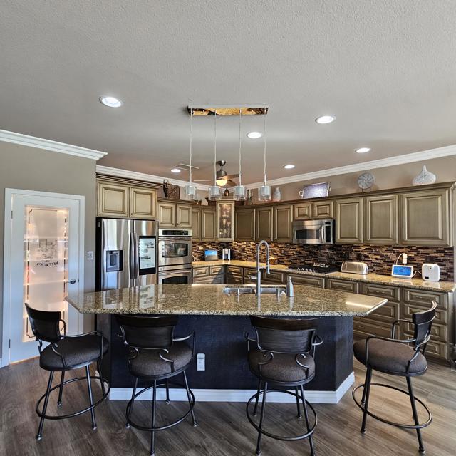 60553 Juniper Lane, La Quinta CA: https://media.crmls.org/mediaz/fed6e1a3-f023-4910-bbb9-15507aa62c9d.jpg