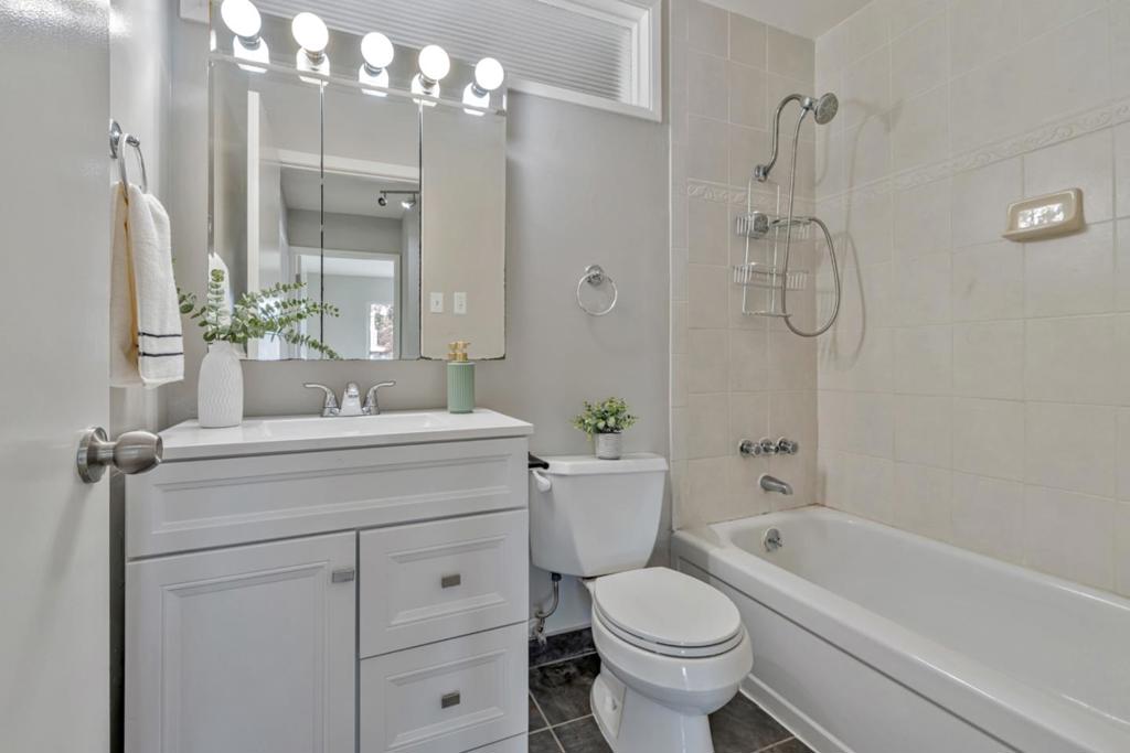 Fed813Ca 720E 4B3B Ae71 819E34431Cfc 281 Piedmont Avenue, Pacifica, Ca 94044 &Lt;Span Style='BackgroundColor:transparent;Padding:0Px;'&Gt; &Lt;Small&Gt; &Lt;I&Gt; &Lt;/I&Gt; &Lt;/Small&Gt;&Lt;/Span&Gt;