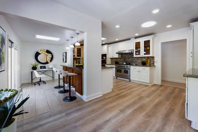 86 Rittenhouse Avenue, Atherton CA: https://media.crmls.org/mediaz/fed81a8a-078a-4005-b2ef-3e1f987f783e.jpg